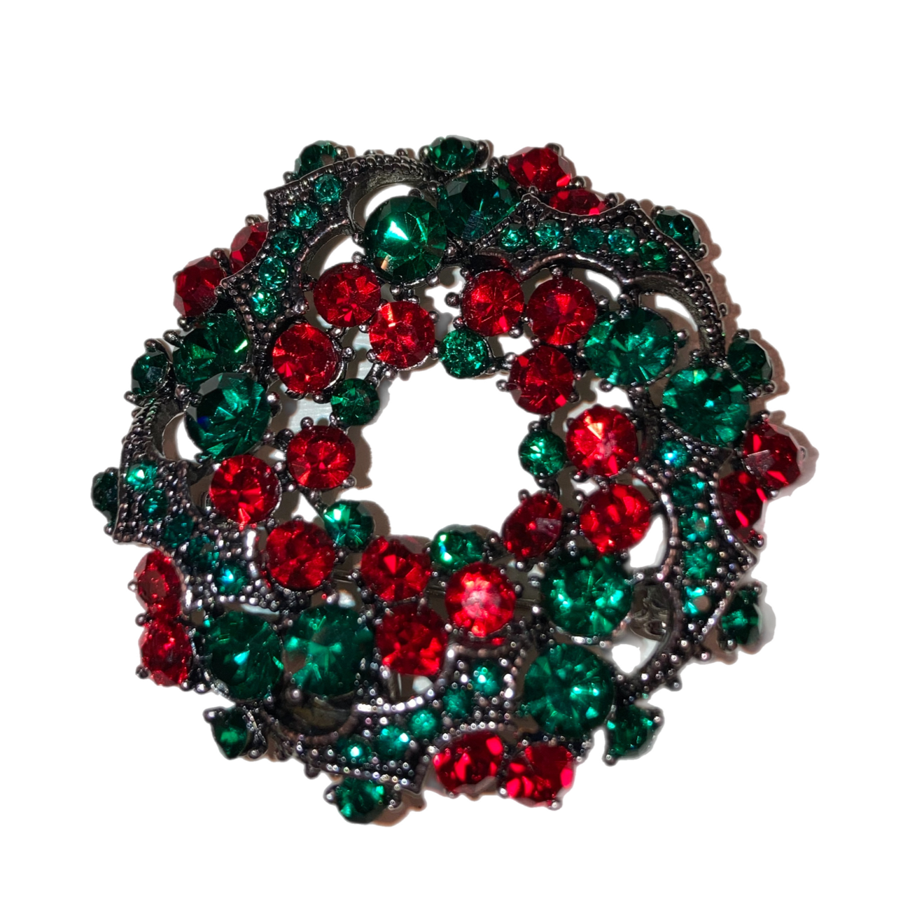 Holly Leaf Wreath Brooch