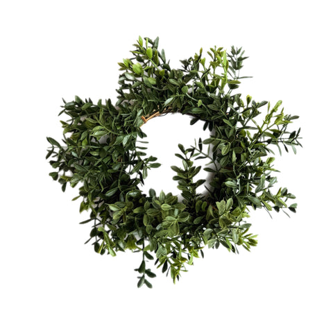 6" Boxwood Pillar Candle Ring
