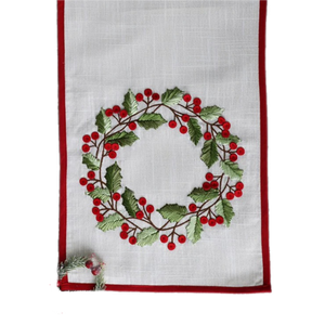 Berry Wreath Table Runner